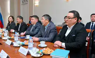 В Омске прошла встреча делегации области Абай с казахской диаспорой