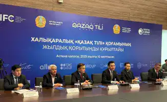 Обсуждение будущих инициатив на курултае Международного общества «Қазақ тілі» в Астане