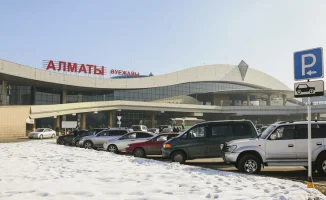 Аэропорт Алматы предупреждает пассажиров о возможных задержках рейсов из-за снегопада