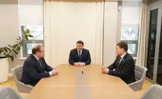 Встреча Нуралхана Кушерова с депутатами: перспективы развития Туркестанской области к 2025 году