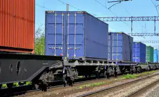 Рост грузовых перевозок на 7,9% в 2025 году: цифровизация как ключевой фактор развития железнодорожного транспорта