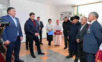 Аким области Берик Уали посетил село Шынкожа и обсудил местные инициативы