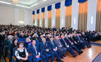 Аким области обсудил будущее Семей с жителями