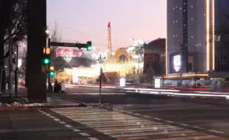 Девушка сбита на пешеходном переходе в Алматы: инцидент зафиксирован на видео