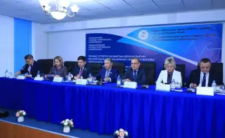 Эксперты обсуждают новые вызовы в охране здоровья работников на конференции в Караганде