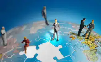 Казахстан устанавливает квоту на иностранных работников в 2026 году: 0,25% от рабочей силы