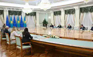 Казахстан и Европа: Токаев встречается с главой Евросовета для обсуждения ключевой роли страны в экономической безопасности Европы