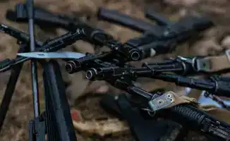 Касым-Жомарт Токаев призывает к прекращению военного насилия в рамках инициативы 'Движения за мир' на VIII Съезде лидеров мировых и традиционных религий.