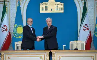 Казахстан и Иран: Два берега, соединенные мостом из восьми документов