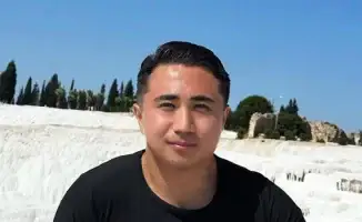 Казахстанский блогер Кайсар Камза матерится и пристает к местным в Индии: видео вызвало вопросы