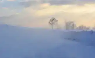 Опасная погода в Казахстане: циклон принесёт ураганный ветер