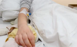 ЧП в Алматы: массовое отравление на съёмках в поезде, состояние детей стабильно