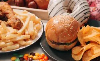 Калифорния становится первым штатом в США, который законодательно запрещает ультраобработанные продукты в школах