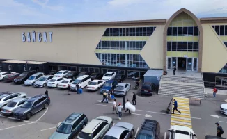 Алматинский рынок 'Байсат' снова на торгах: возможные изменения в управлении и последствия для местной экономики