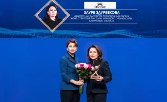 Qarmet завоевал премию "Парыз" за лучший коллективный договор, подтверждая свою приверженность социальной ответственности бизнеса.