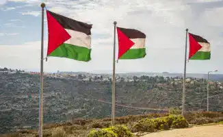 Токаев подчеркивает нейтралитет Казахстана в вопросах Авраамских соглашений и Палестины, что может повлиять на региональную стабильность и международные отношения