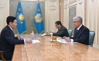 Токаев обозначил стратегические приоритеты для 'Самрук-Казына', что может изменить курс государственной компании и повлиять на экономическое развитие страны
