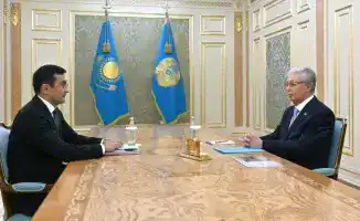 Токаев встретился с главой 'Байтерек': новые инвестиционные стратегии и их влияние на экономику страны
