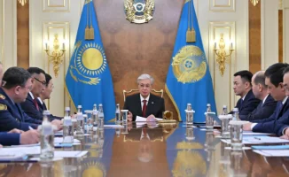 Президент Касым-Жомарт Токаев провел совещание, посвященное вопросам воинской дисциплины и правопорядка в Вооруженных Силах, подчеркивая важность соблюдения порядка и дисциплины в армии.