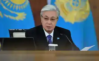 Токаев: Казахстан на пороге новой эры — встреча с общественностью в Жамбылской области как символ беспрецедентных перемен