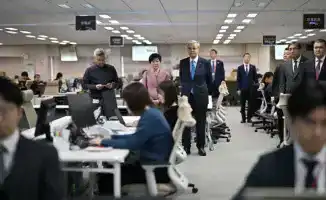 Токаев осмотрел Ситуационный центр Токио по ЧС и борьбе с фейками