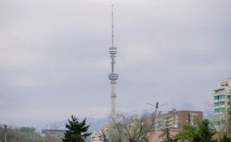 Премьер-министр Олжас Бектенов сообщил о проверке сейсмоустойчивости телебашни 'Коктобе' в Алматы на фоне оценки вероятности её падения из-за землетрясения.