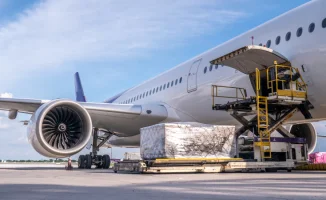 Касым-Жомарт Токаев раскритиковал министерства за проблемы с аэропортами на совещании по развитию региональных грузовых авиахабов в Астане