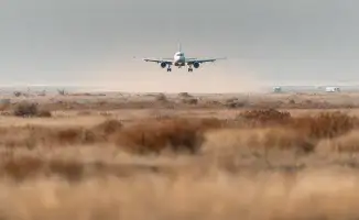 Иностранцы в Актау: самолет, но не выходят!