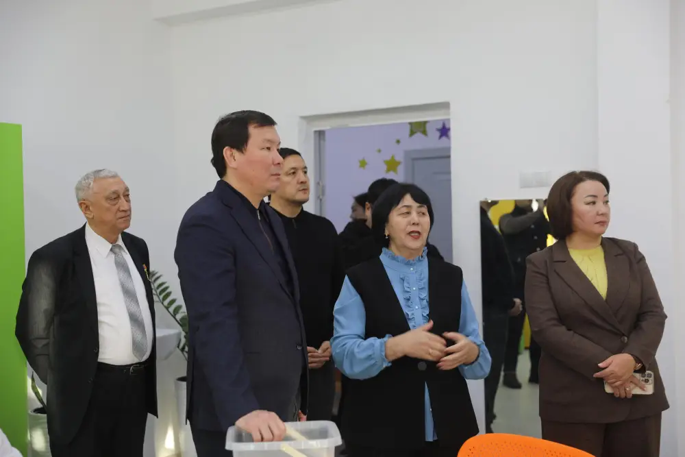 В Актюбинской области реновируют и модернизируют старые школы (7)