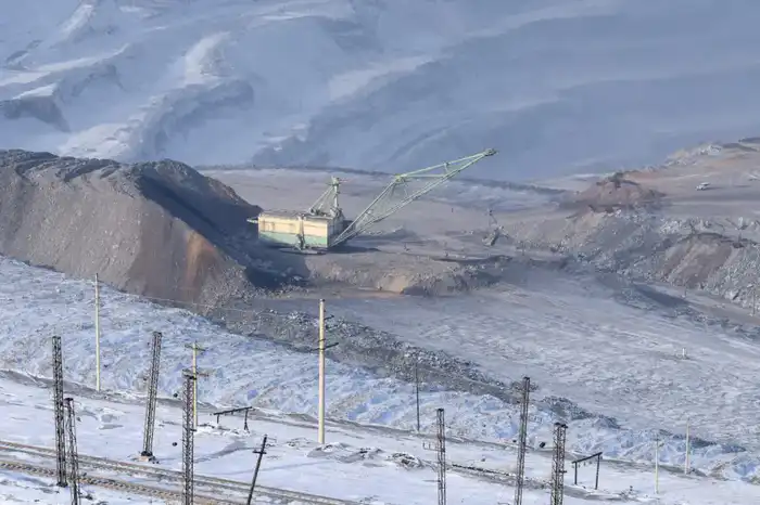 Олжас Бектенов проверил реализацию поручений Президента по укреплению энергобезопасности и развитию угольной генерации в Павлодарской области (4)