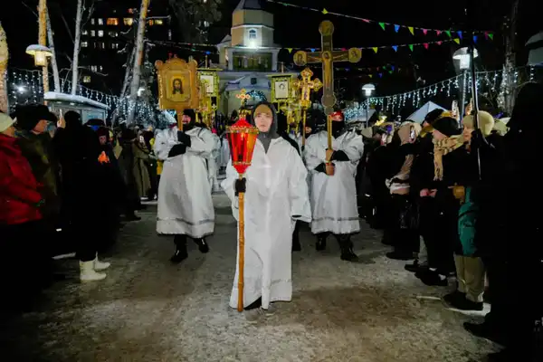 В Астане проходят крещенские купания (8)