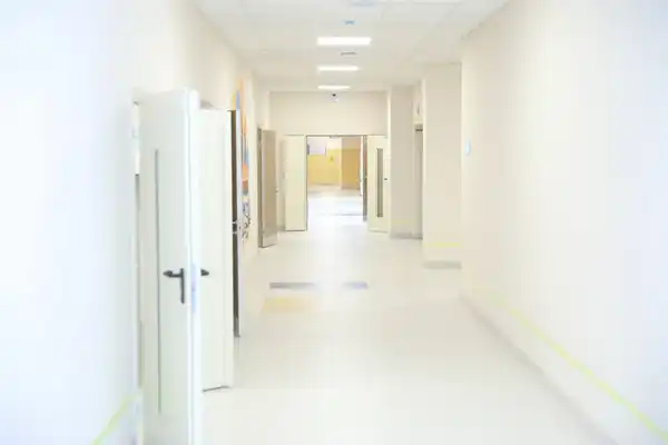 Аким области посетил комфортную школу на 2000 мест в микрорайоне Есет батыр (5)