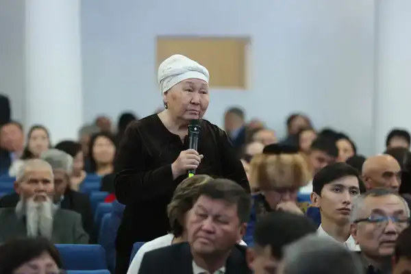 Ербол Карашукеев встретился с жителями Тараза (7)