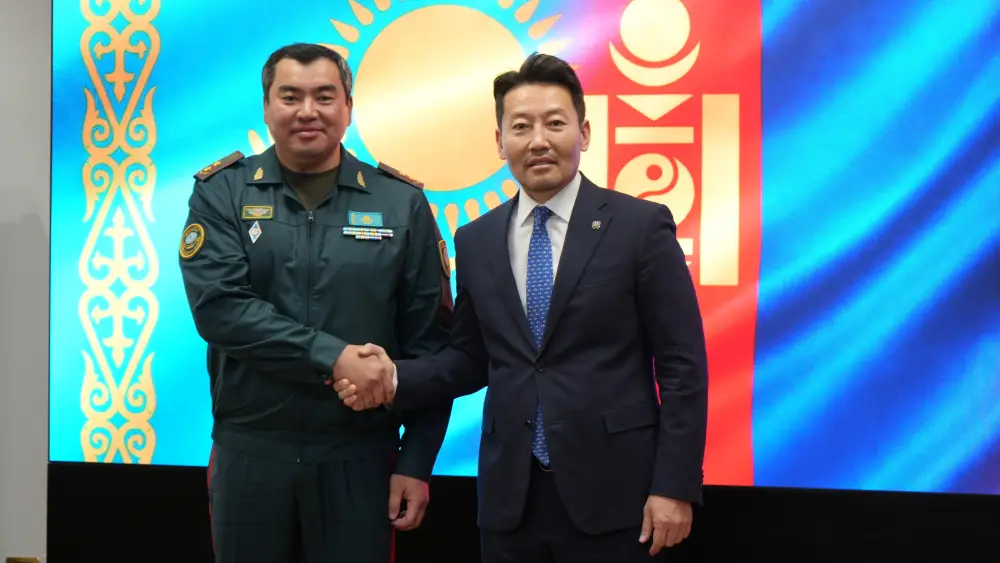 Глава МЧС Казахстана провёл встречу с заместителем премьер-министра Монголии (5)