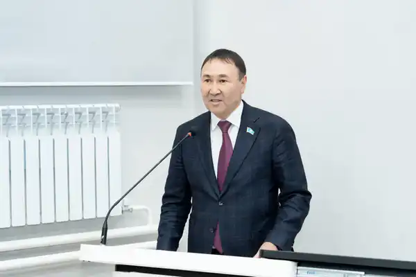 Именная Smart-аудитория Ивана Сауэра открылась в КАТИУ имени С. Сейфуллина (8)