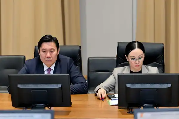 В области Абай обсудили актуальные вопросы сферы образования (8)