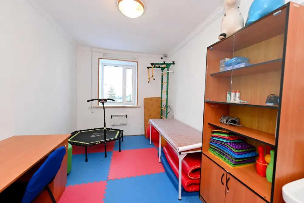 Аким области посетил центр оказания специальных социальных услуг в Бескарагайском районе (4)