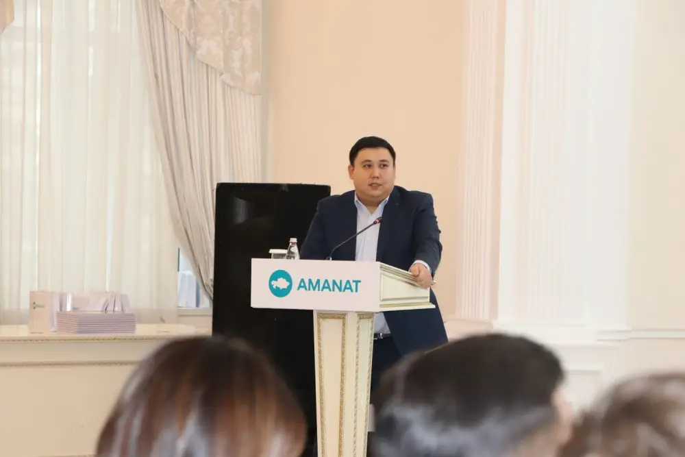 В Караганде прошёл форум по вопросам управления многоквартирными домами (4)