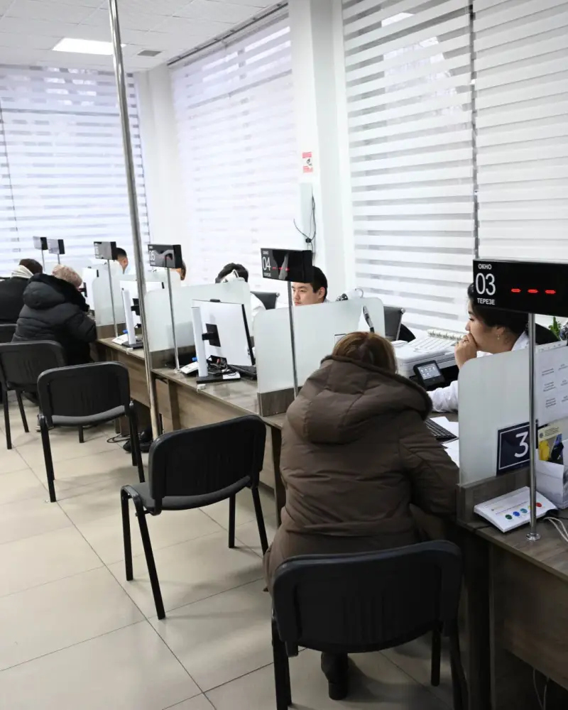 Дархан Сатыбалды ознакомился с внедрением цифровых решений и ИИ в системах жизнеобеспечения города (5)