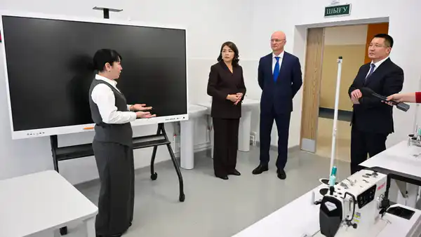 Роман Скляр ознакомился с ходом реализации энергетических, промышленных и социальных проектов Павлодарской области (9)