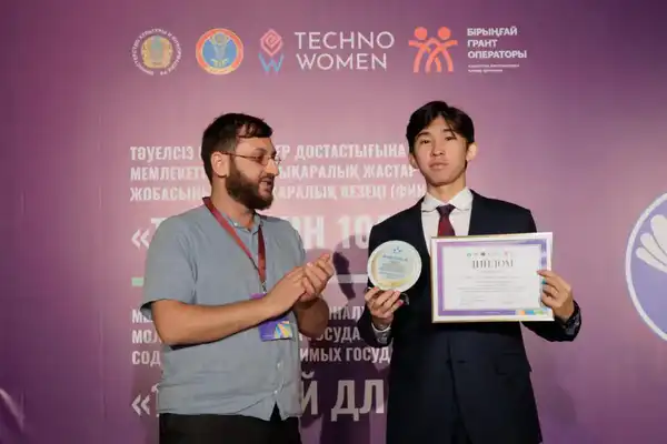 Грант «Тәуелсіздік ұрпақтары» дал проекту возможность выйти за рамки школьной инициативы: грантообладатель (3)