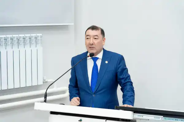 Именная Smart-аудитория Ивана Сауэра открылась в КАТИУ имени С. Сейфуллина (5)