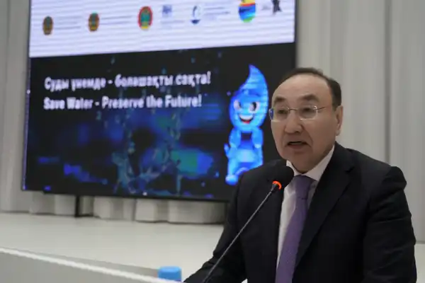 «Экономь воду – спаси будущее»: в Астане для школьников организован эко-час (10)