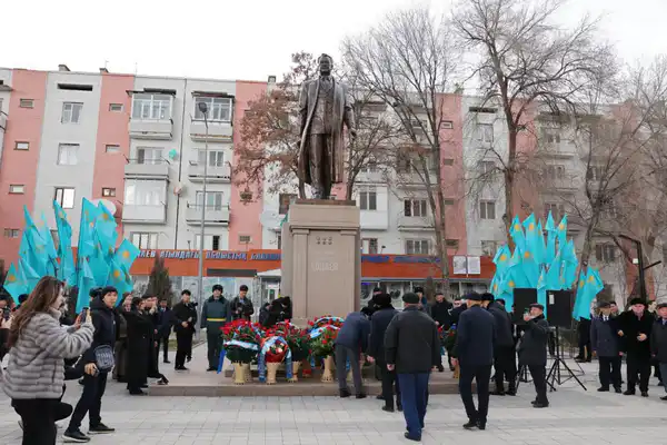 В Таразе почтили память Динмухамеда Кунаева (7)