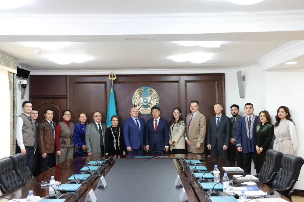 Состоялась рабочая встреча Председателя Высшего Судебного Совета Дмитрия Малахова с Алиханом Байменовым - Председателем Управляющего комитета Астанинского хаба государственной службы (4)