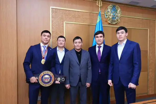 Ермаганбет Булекпаев поздравил карагандинских боксёров с высокими достижениями на чемпионате мира (5)