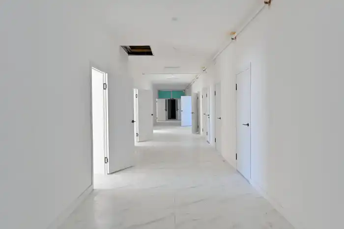 Аким области посетил недостроенные объекты в Абайском районе (2)