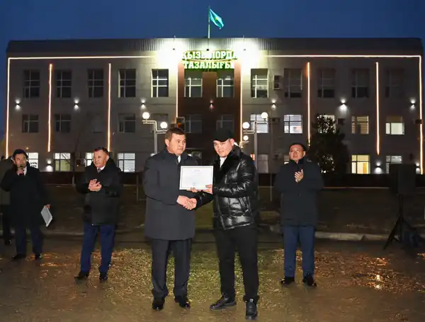 Глава региона поздравил работников коммунальной сферы (5)