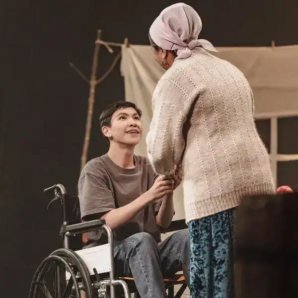 «Театр говорит сердцем»: карагандинцев приглашают на премьеру спектакля о жизненных ценностях (7)