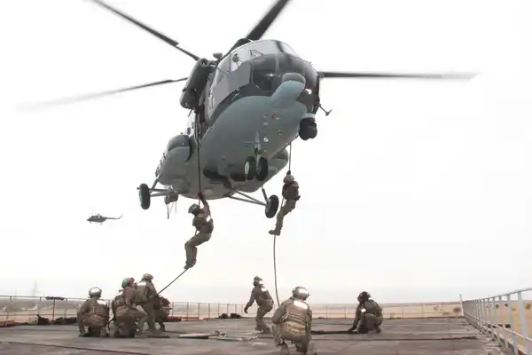 Гвардейцы Казахстана задержали без малого 18 тысяч нарушителей (4)